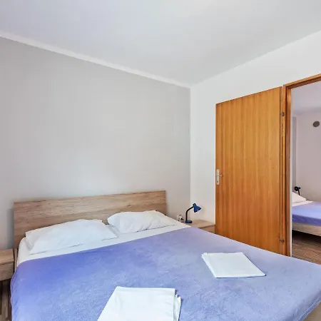 Apartment Enticing In Near Seabeach *